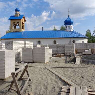 Кладка стен храма